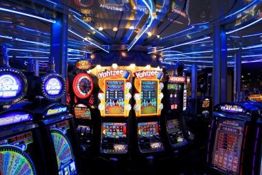 nuhunslot sportsbook badminton market display with game information and tournament standings